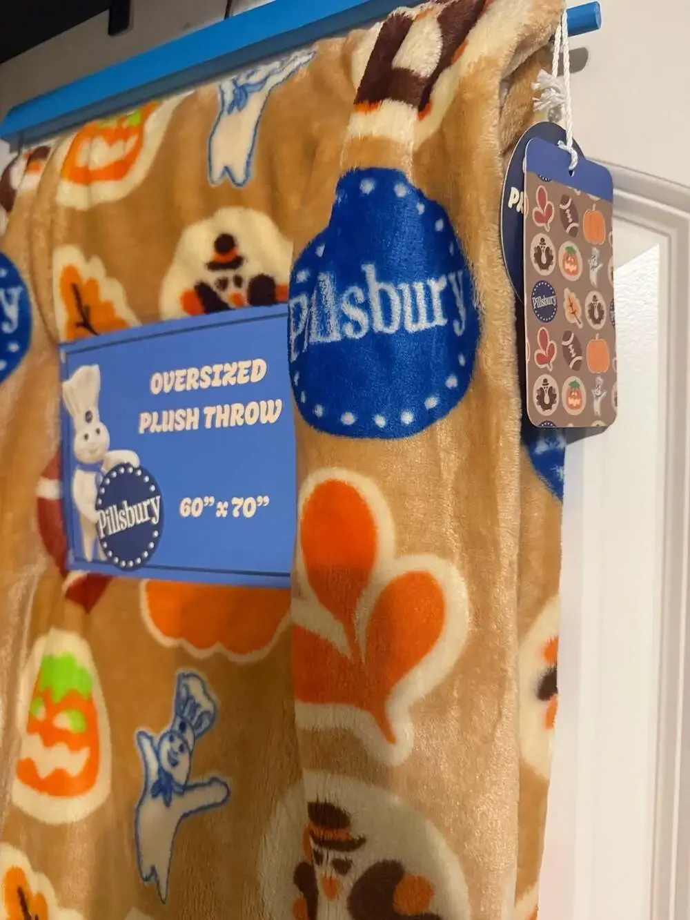Pillsbury Thanksgiving Fall Cookie Oversized Plush Throw Blanket 60x70